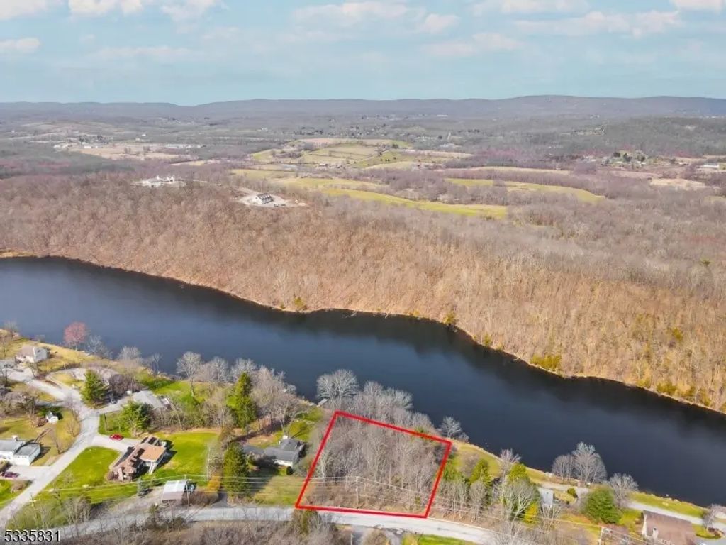 56 Beaver Run Rd, Wantage Twp.