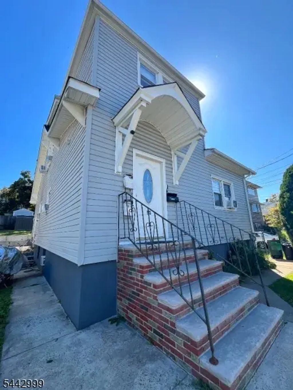 103 Sylvan Ave, Clifton City