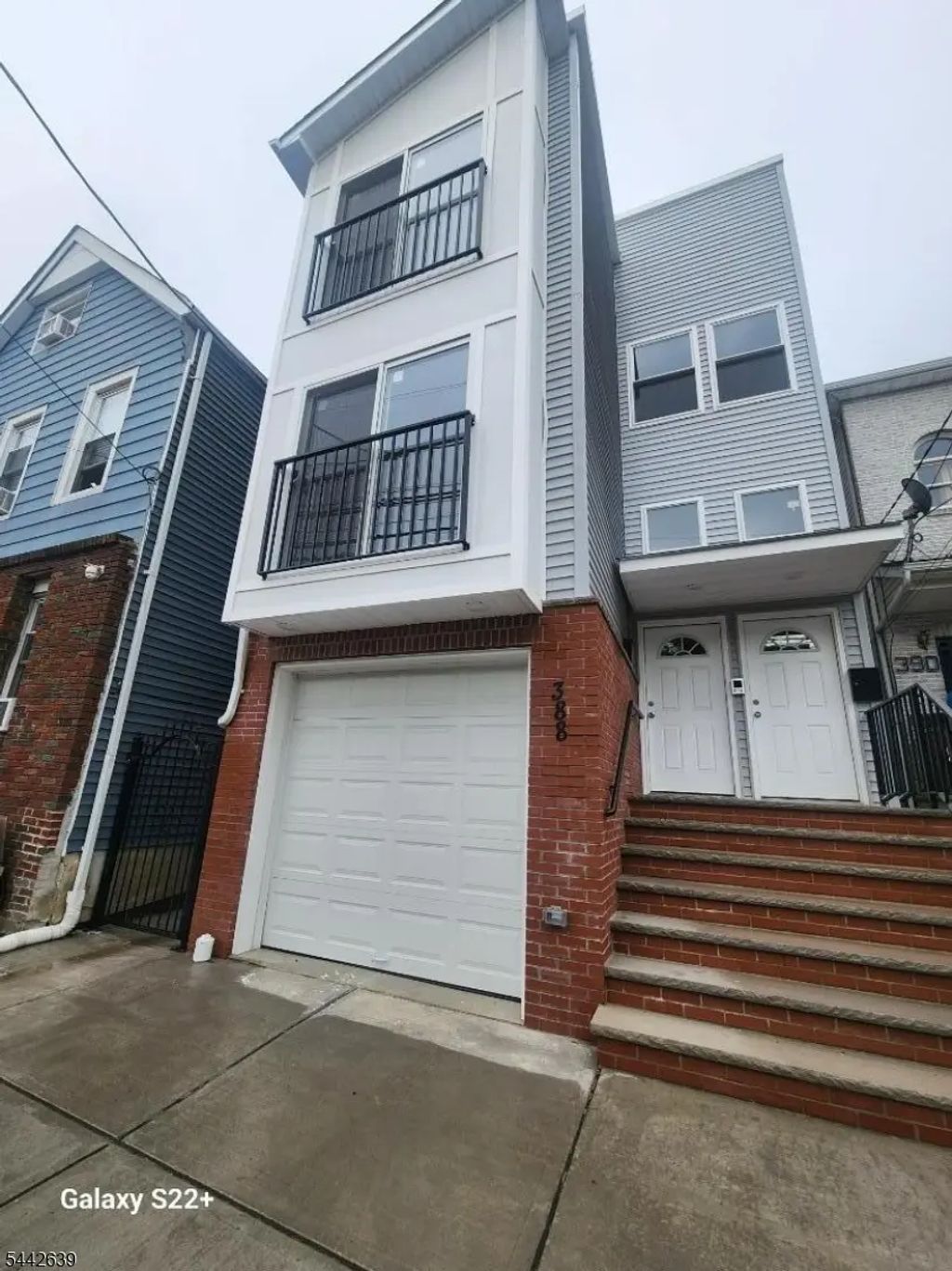 388 S 9th St, Newark City
