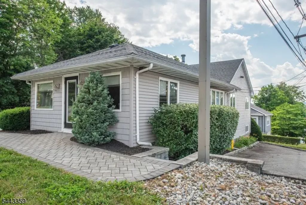 113 Parsippany Rd, Parsippany-Troy Hills Twp.