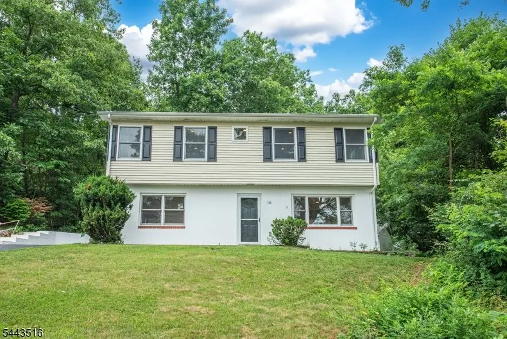 16 Florence St, Hopatcong Boro
