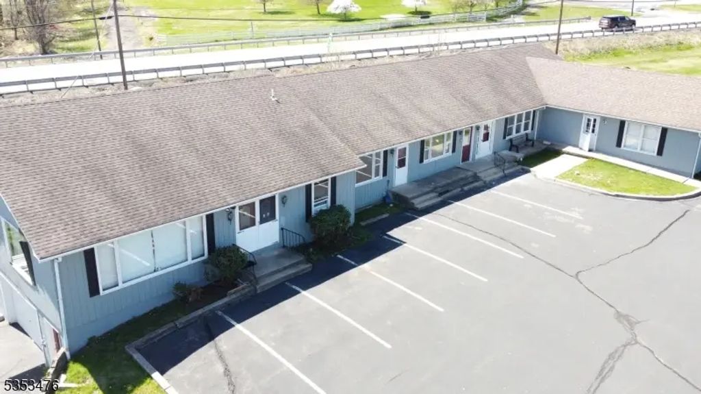 200 Main Street, Glen Gardner Boro