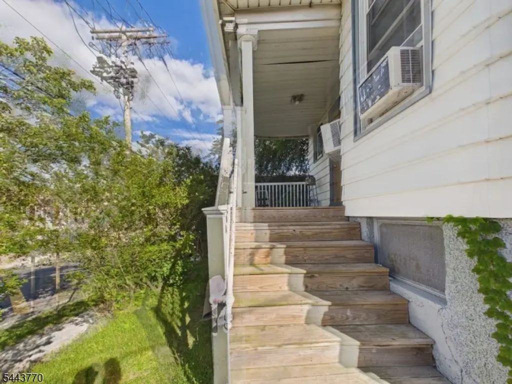 139 Fairview Ave, Prospect Park Boro