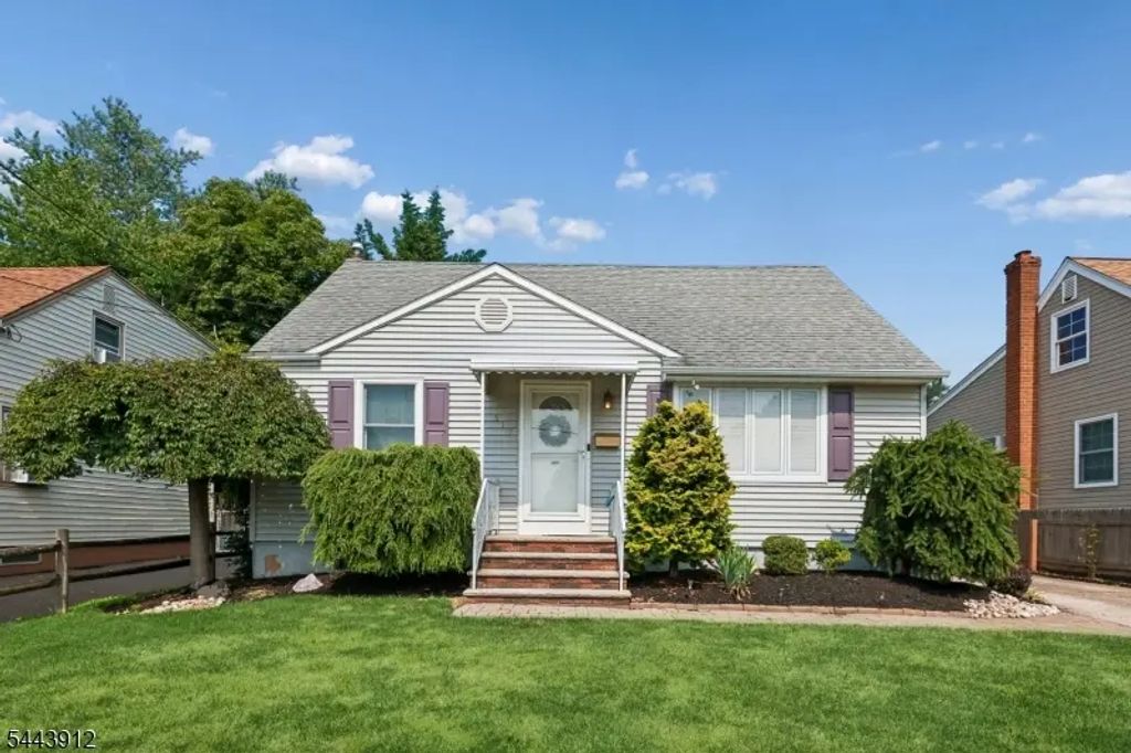 517 Joseph Ave, Woodbridge Twp.