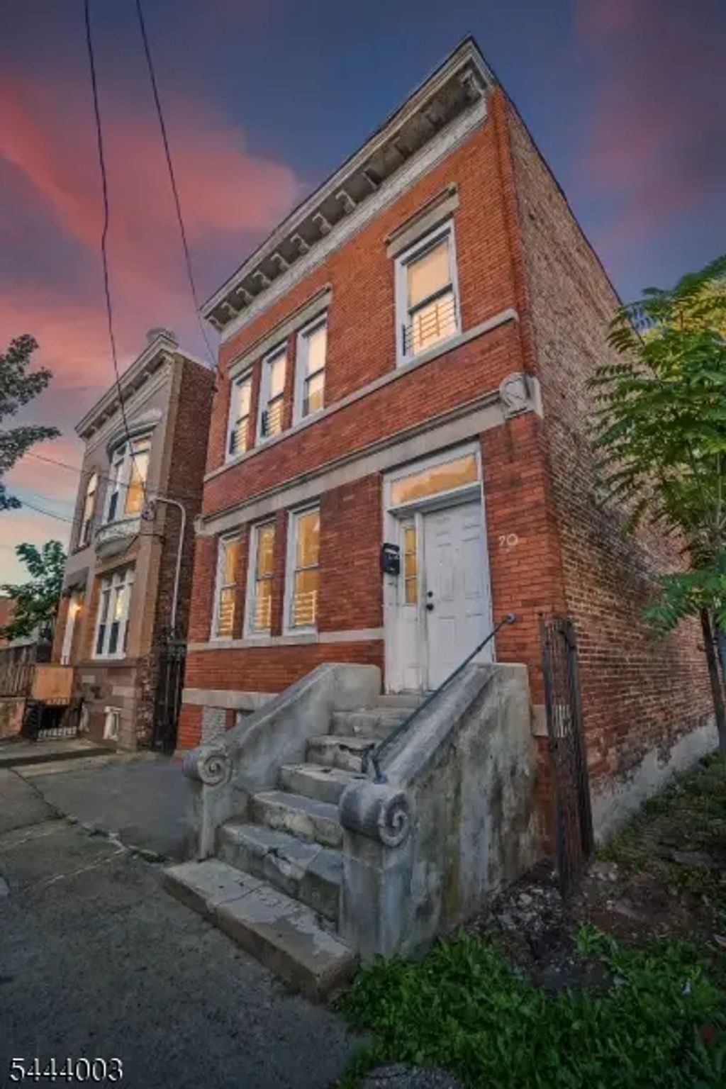 70 S 9th St, Newark City