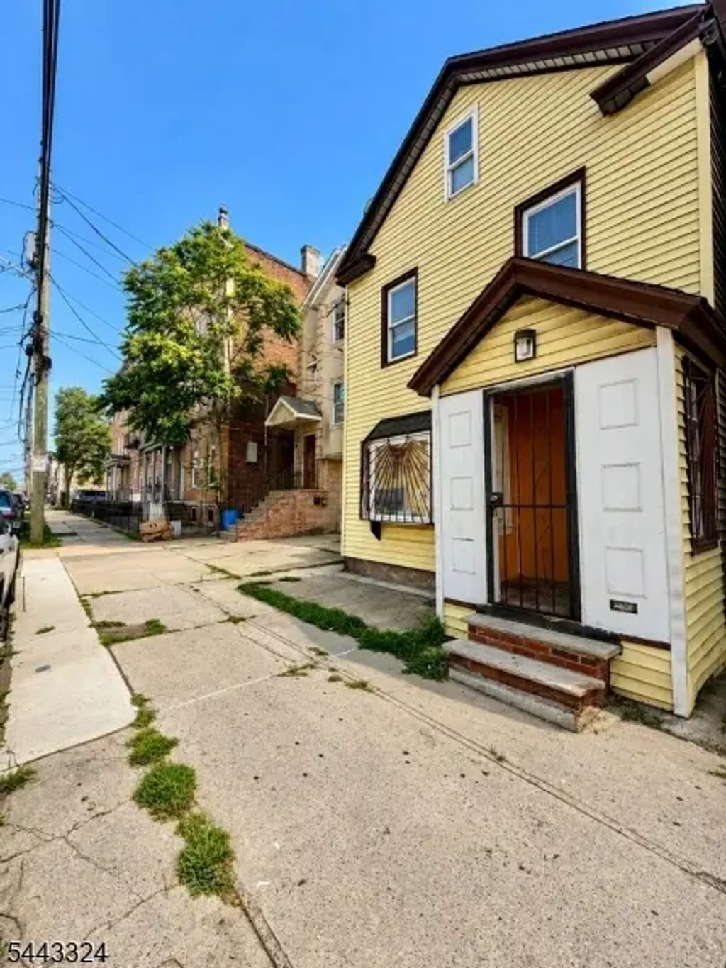 552 E Jersey St, Elizabeth City