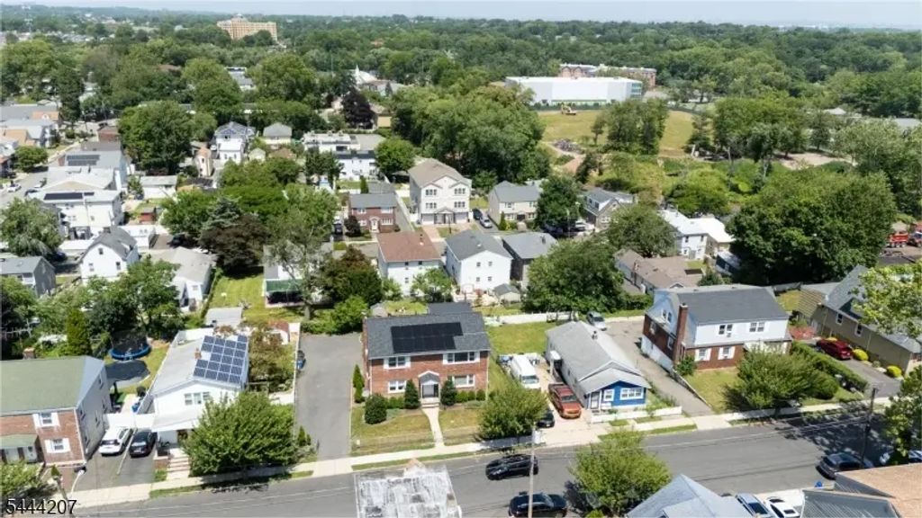 48 Sanford Ave, Belleville Twp.