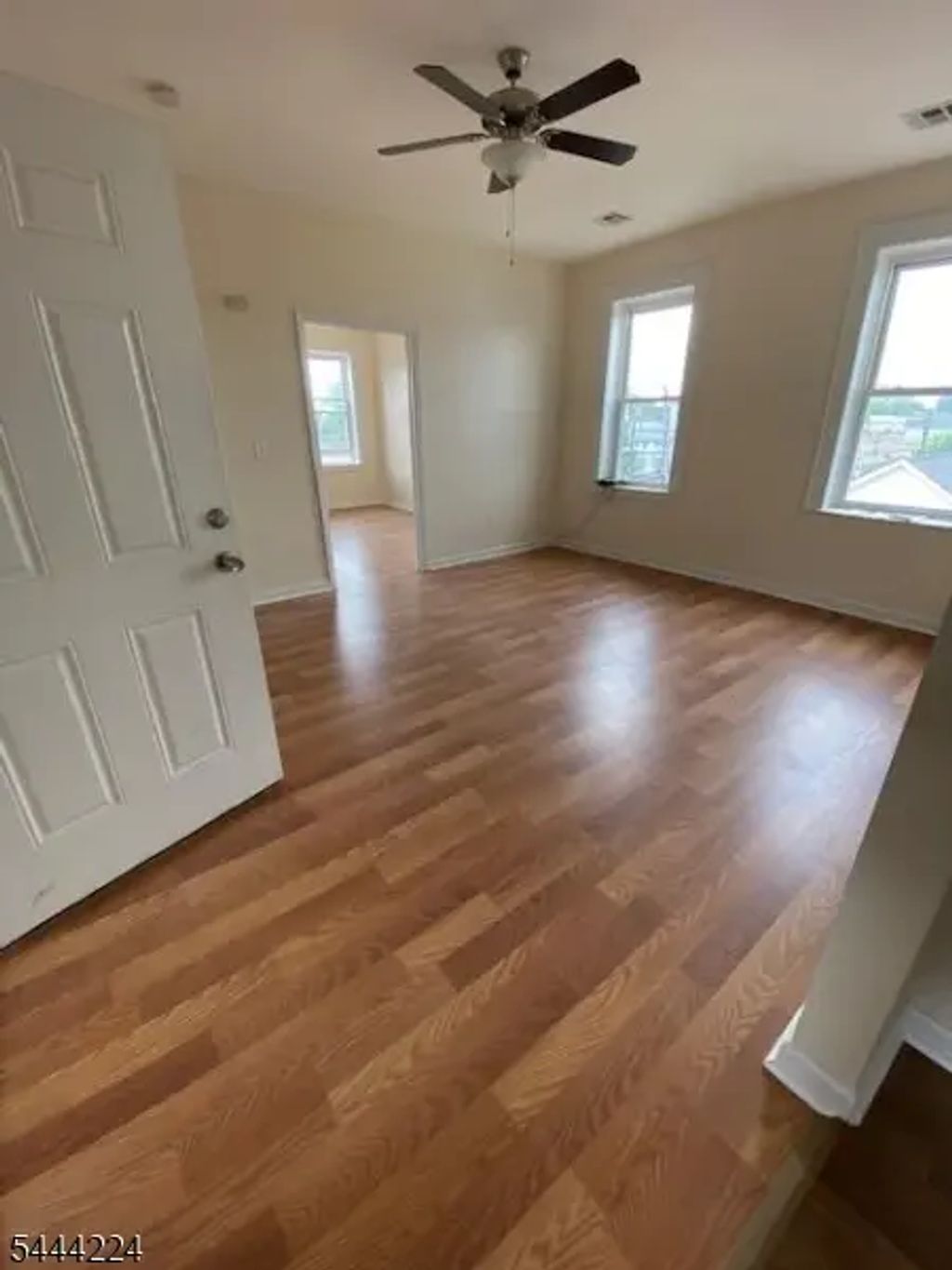 319 14th Ave, Newark City