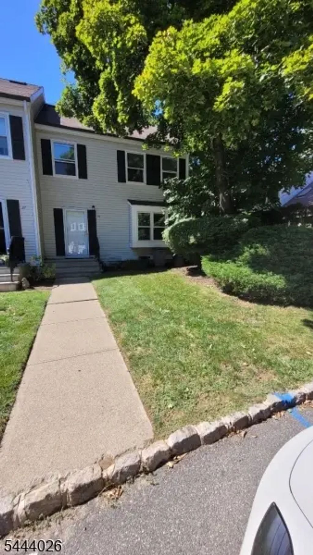 25 Wexford Dr, Mendham Boro