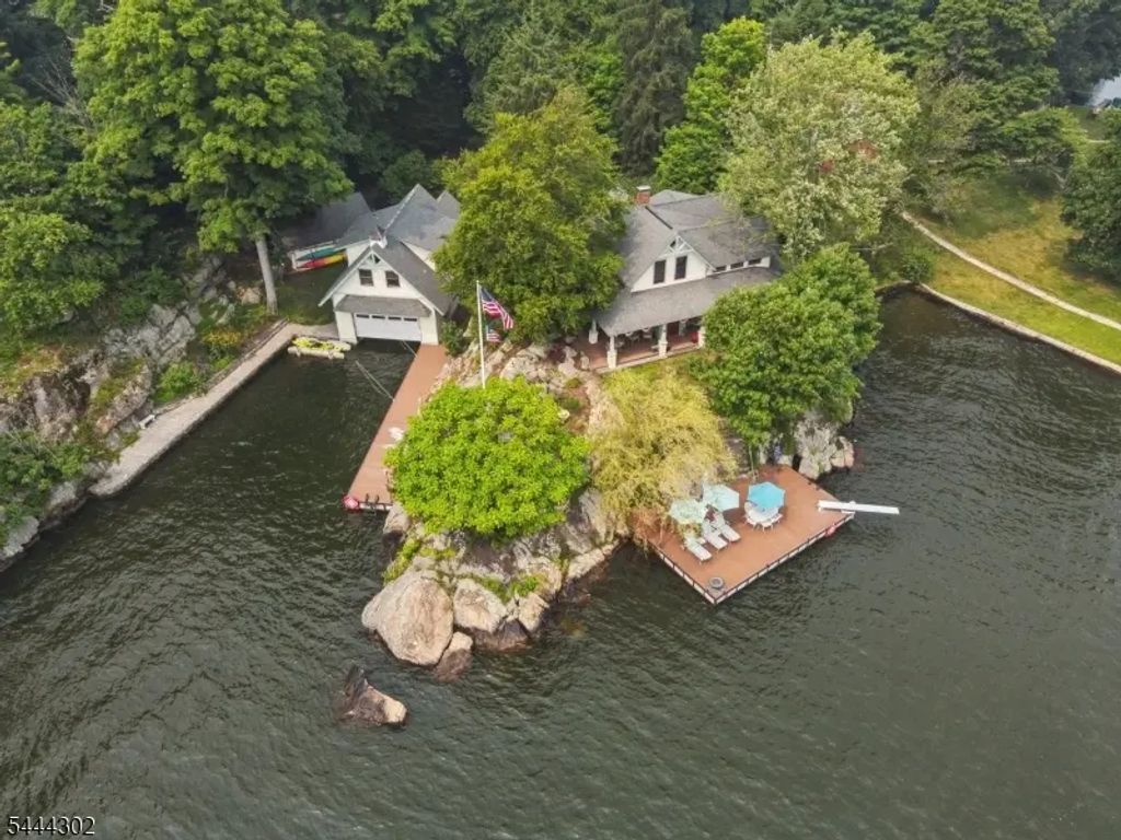 55 Raccoon Island Rd, Jefferson Twp.