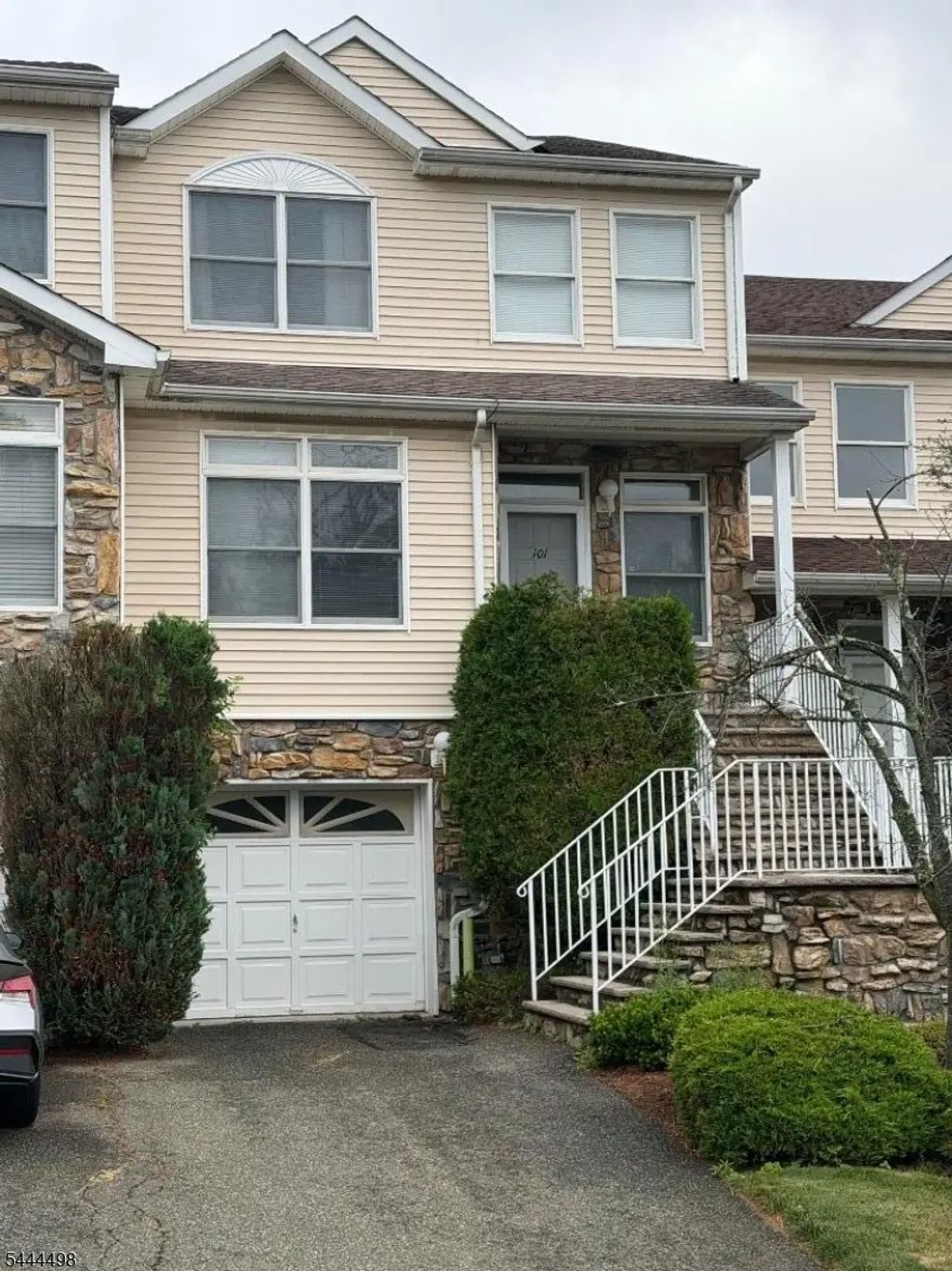 101 Summerhill Dr, Parsippany-Troy Hills Twp.