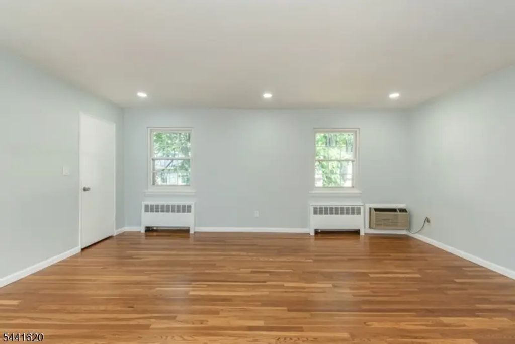32 Wedgewood Drive, Verona Twp.
