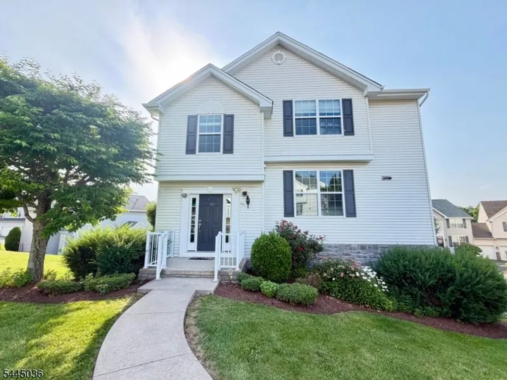 162 Sowers Dr, Mount Olive Twp.