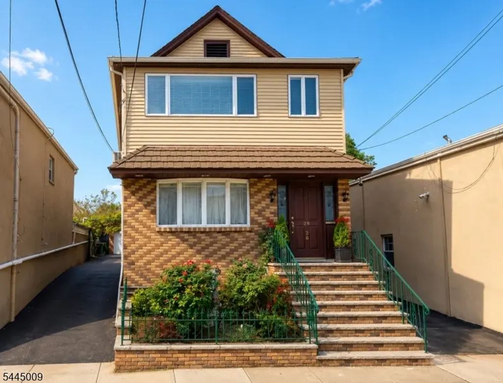 26 W Price St, Linden City