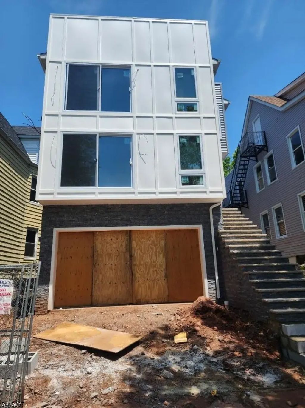 51 Rose Ter, Newark City