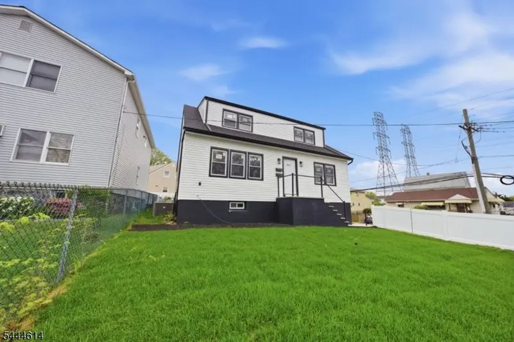 551 Schuyler Ave, North Arlington Boro