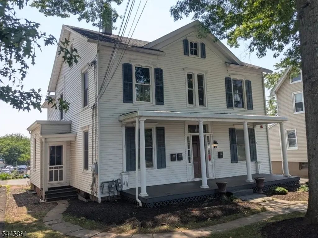 68 N Bridge St, Somerville Boro