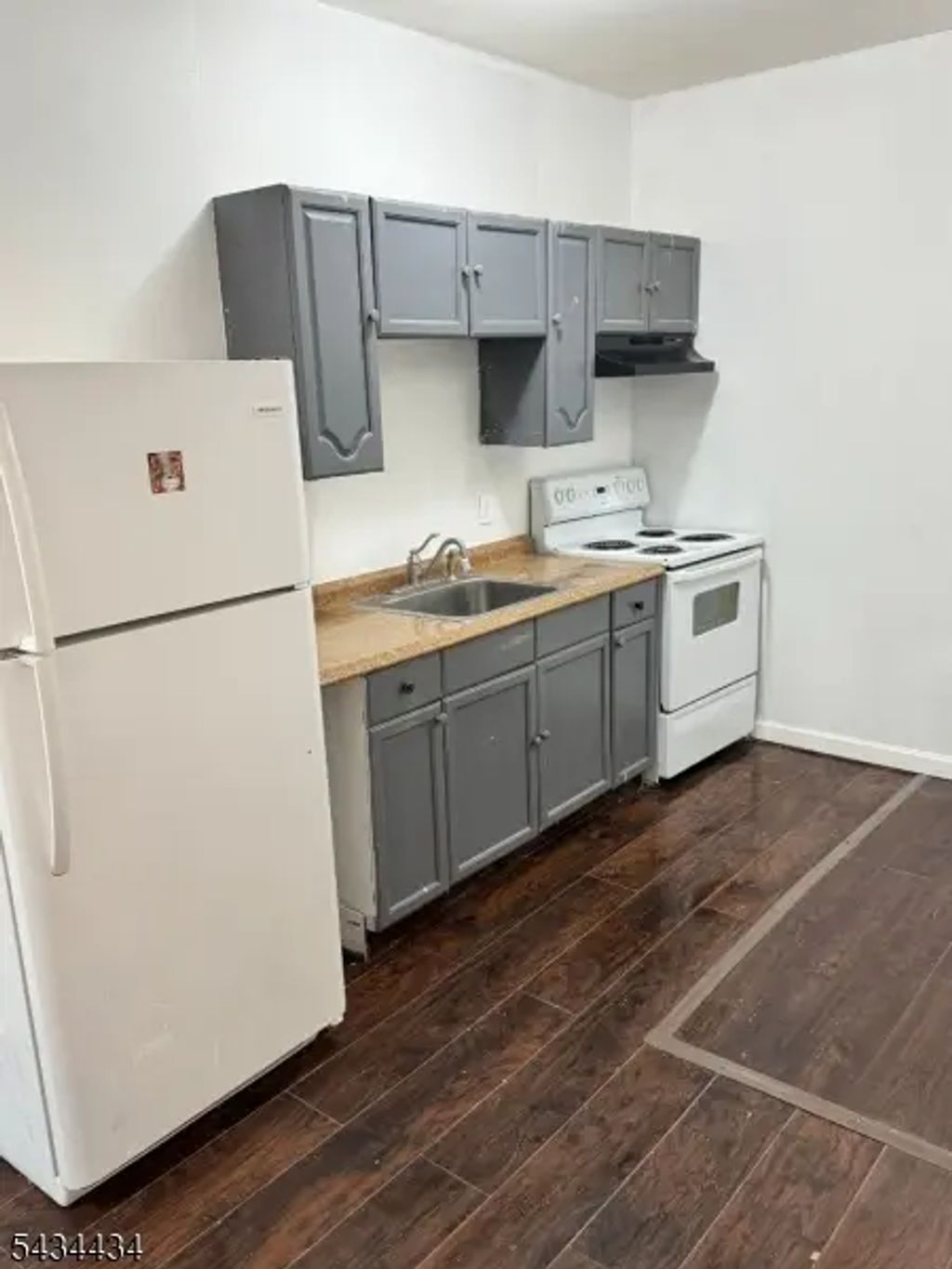 3 S Olden Rd, Trenton City