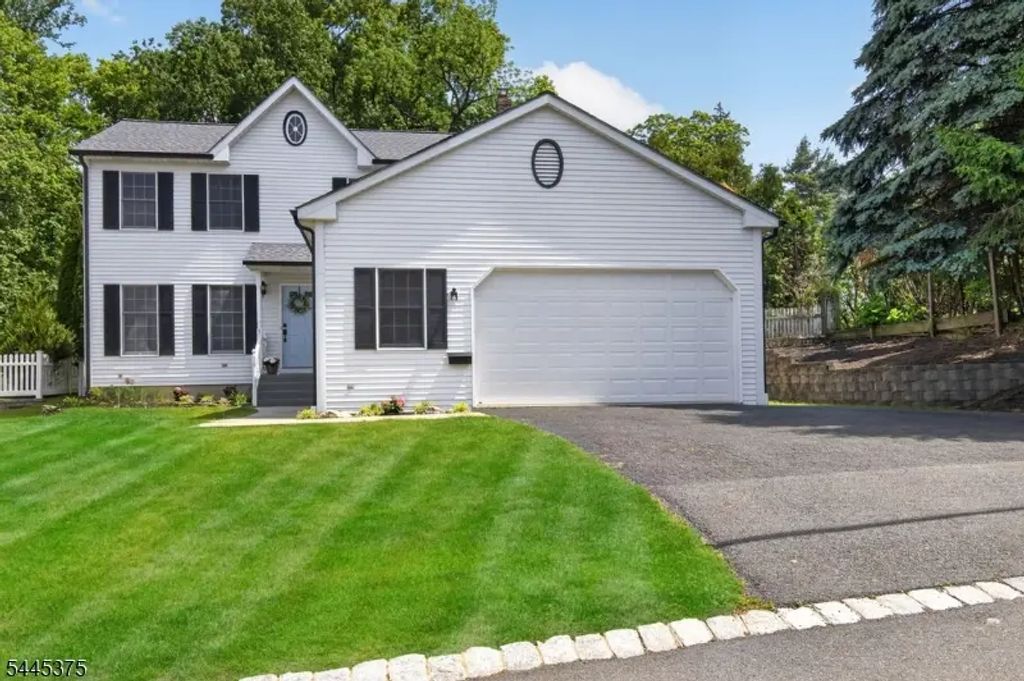 5 Elmer Ave, Bernardsville Boro