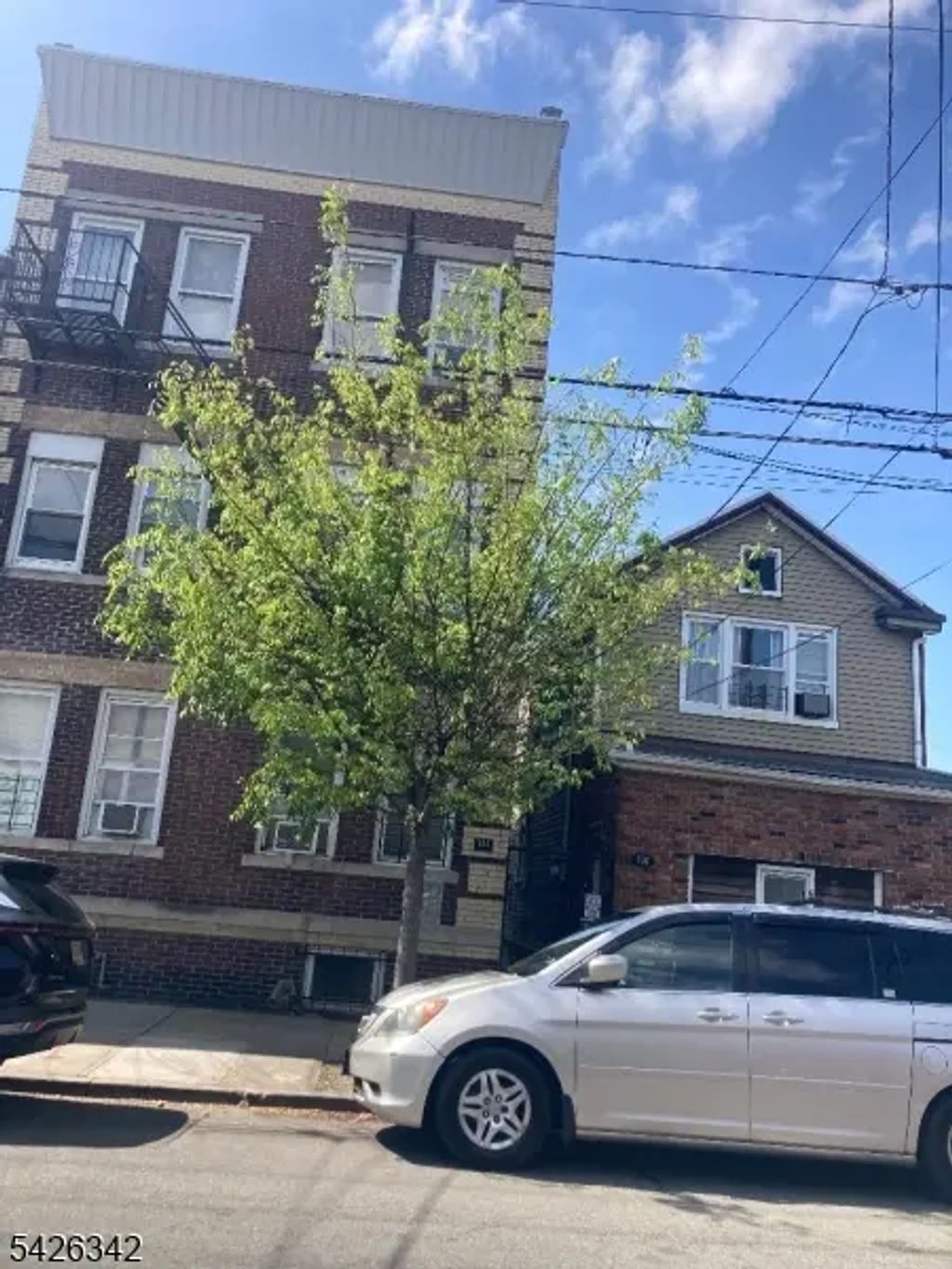 131 Delancy St, Newark City