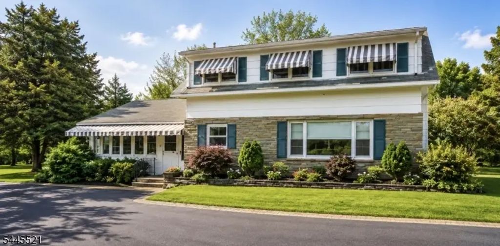 34 Passaic Ave, Fairfield Twp.