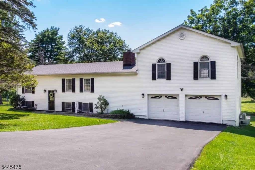 19 Little Rd, Lafayette Twp.