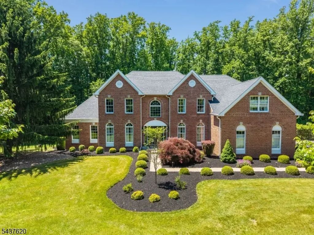 12 Wyckoff Rd, Bethlehem Twp.