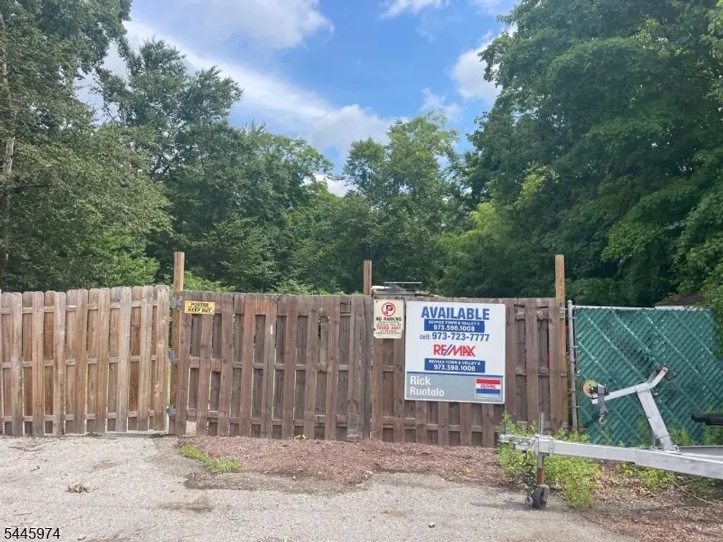 15-19 Norman Rd, Rockaway Twp.