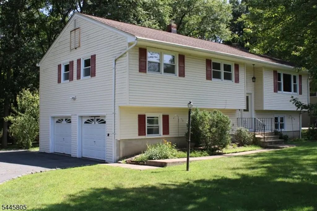 36 Cortright Rd, Hanover Twp.
