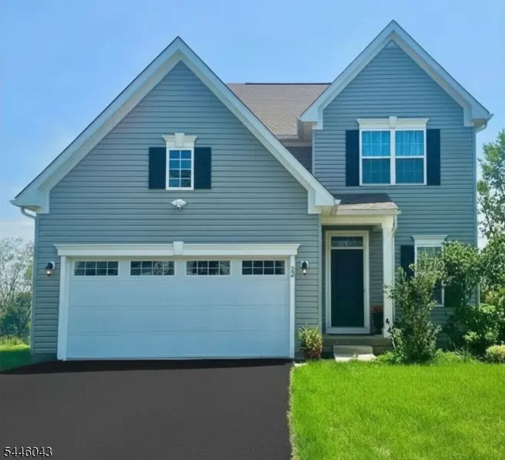 22 Oakwood Blvd, Union Twp.