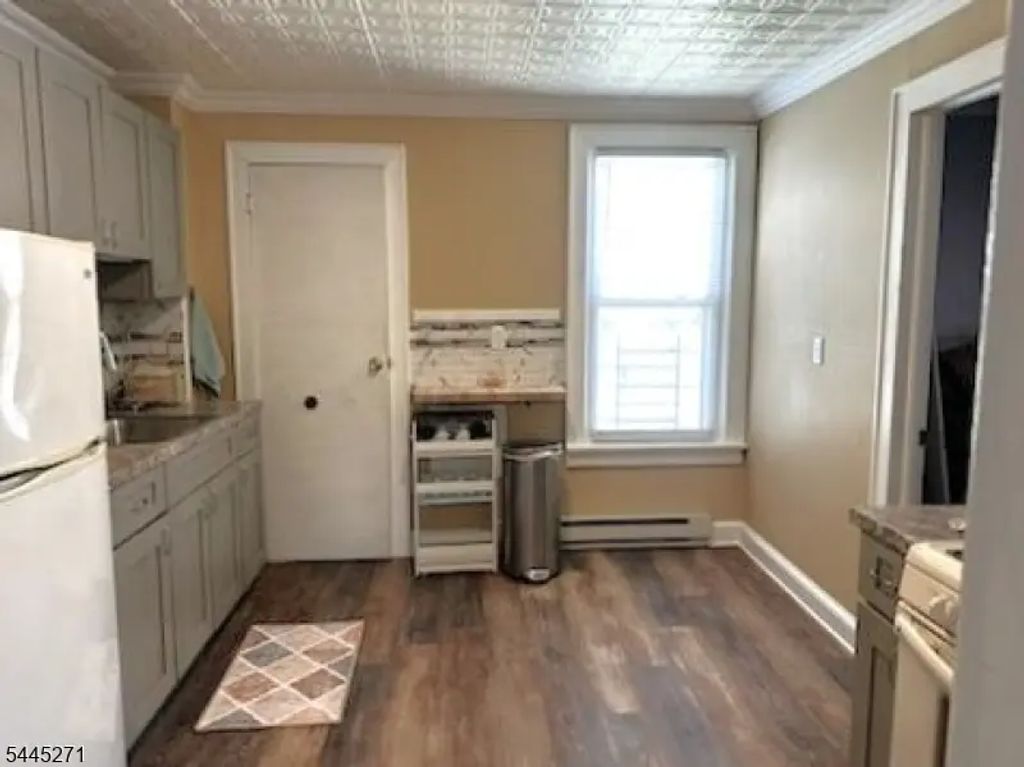 118 Lake Ave, Clifton City