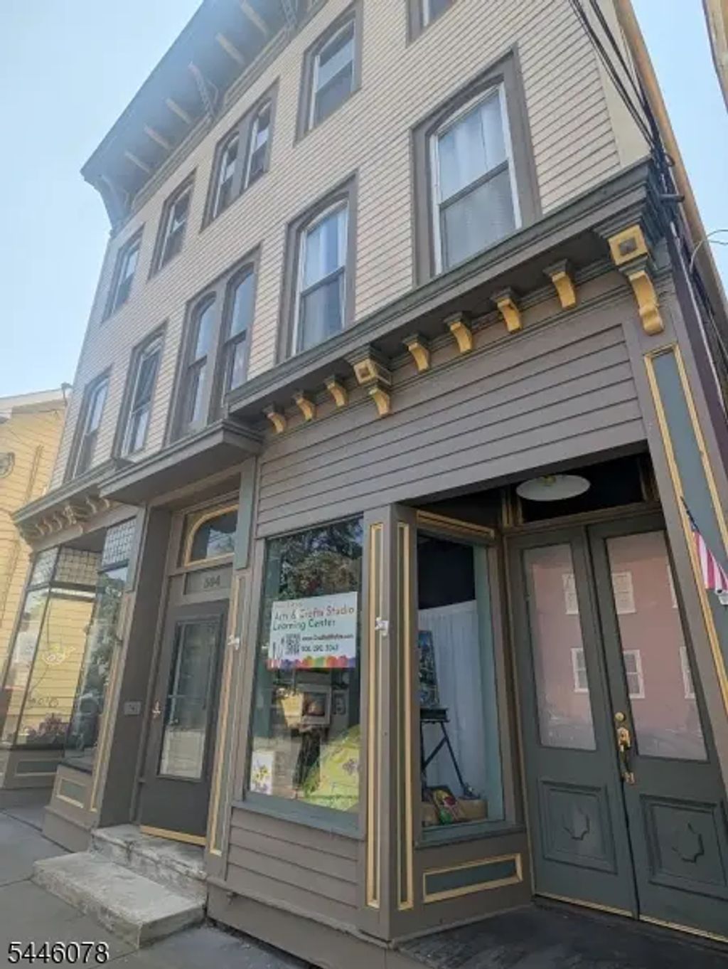 304 Front St, Belvidere Twp.