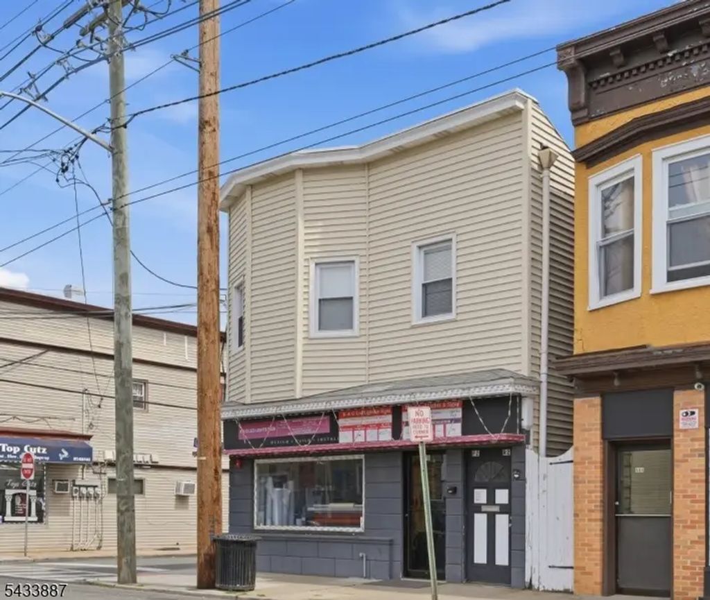 598 Van Houten Ave, Clifton City