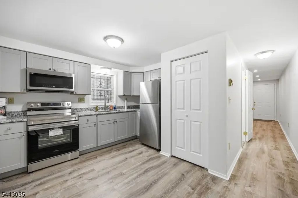21 N 13th St, Newark City