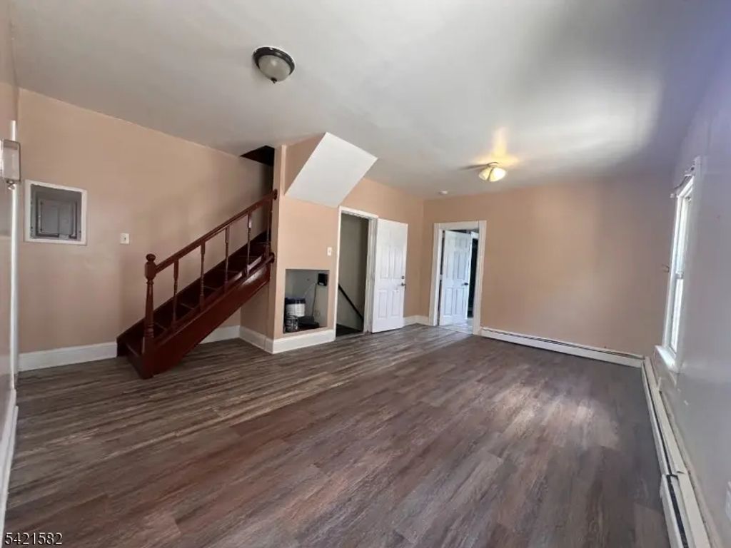 748 Trumbull St, Elizabeth City