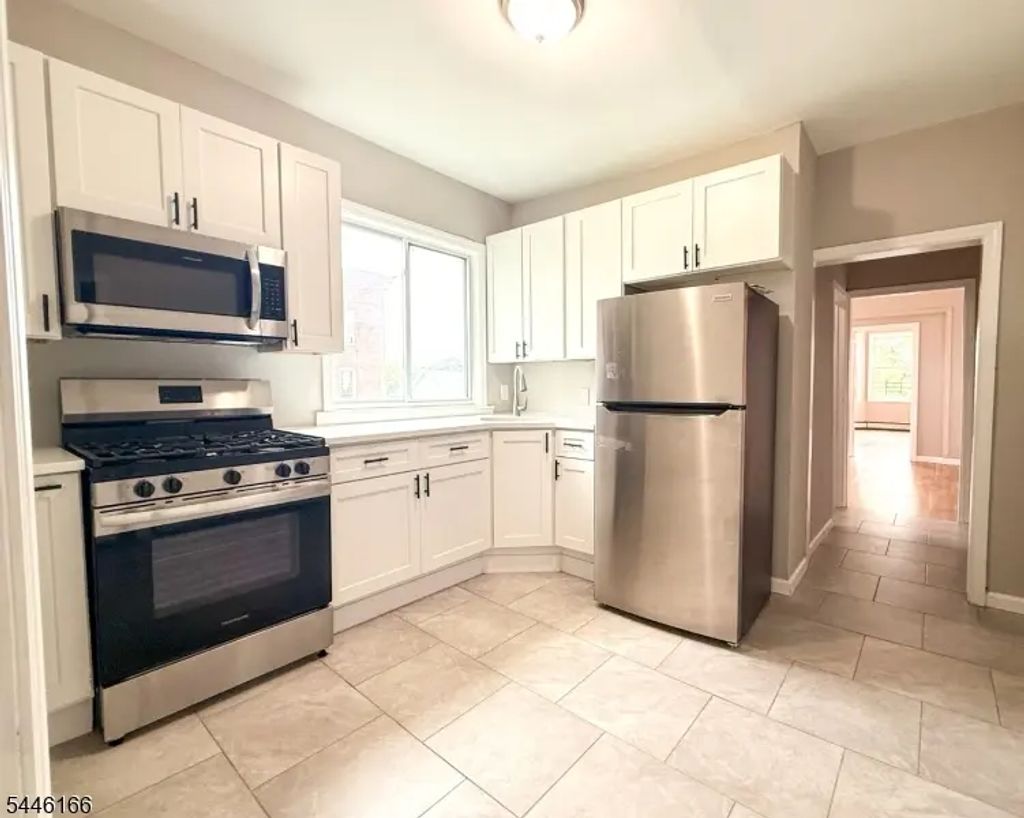 140 S 13th St, Newark City