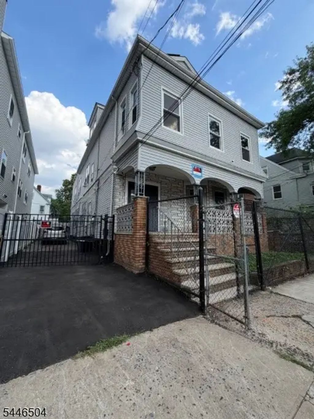 32 Fabyan Pl, Newark City