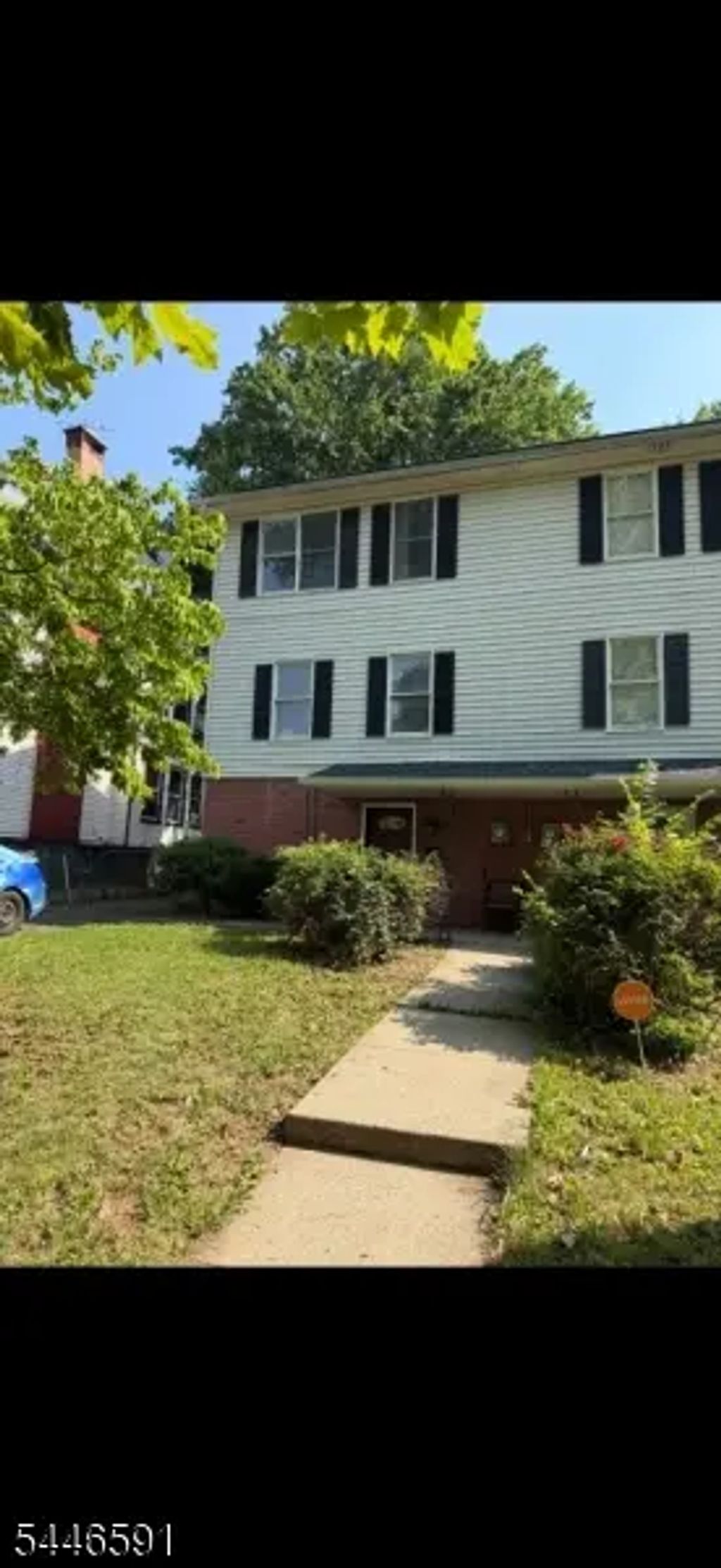 90 Chestnut St, East Orange City