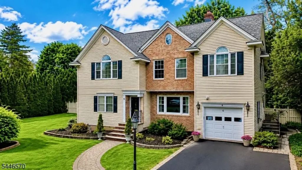 6 Wilrue Pkwy, Pequannock Twp.