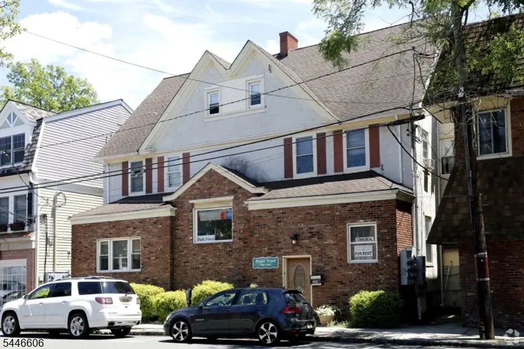 204 Lenox Ave, Westfield Town