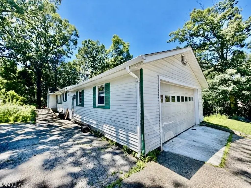 45 Espanong Rd, Jefferson Twp.