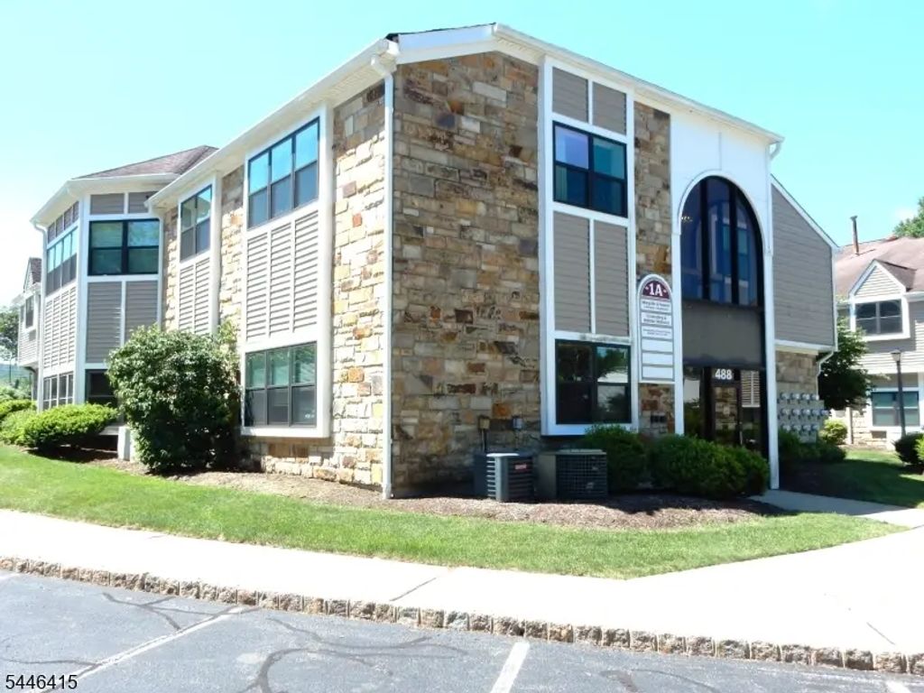 488 Schooley's Mtn. Rd., Washington Twp.