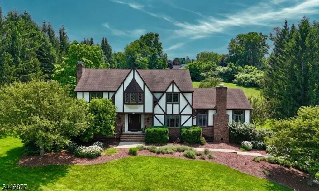 34 Deire Dr, Sparta Twp.