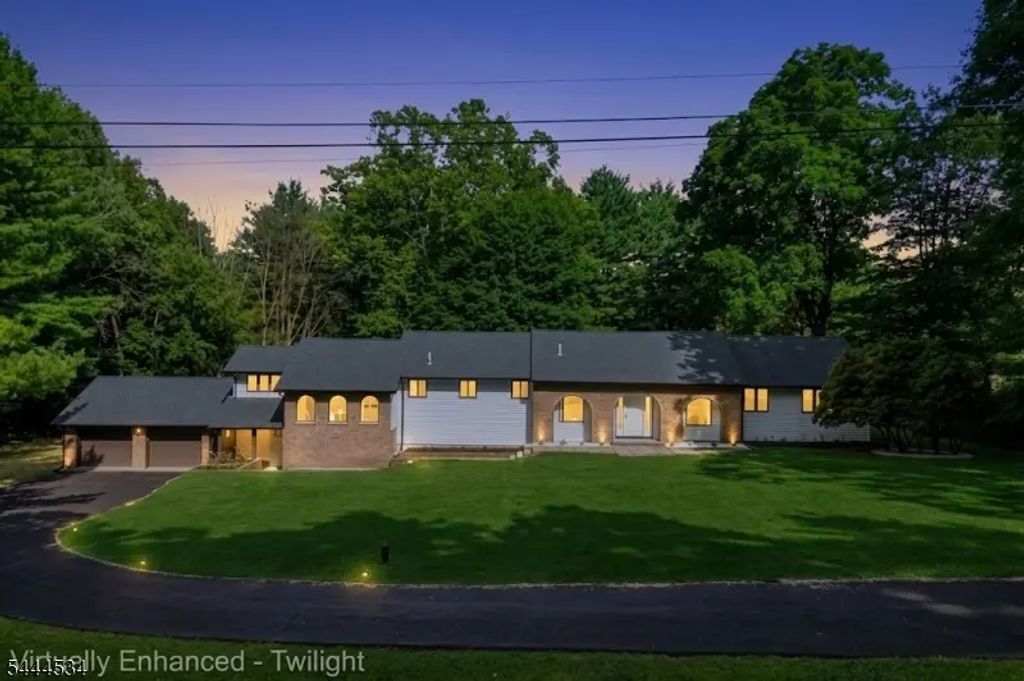 107 Scudders Rd, Sparta Twp.