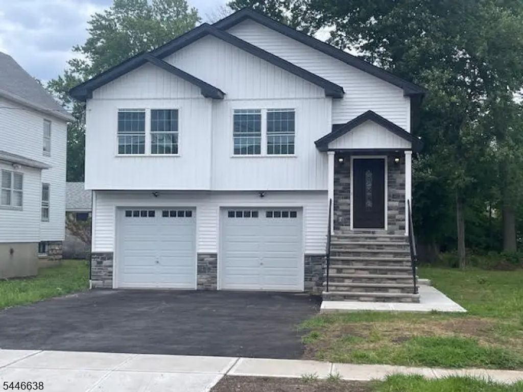 217 W 2nd Ave, Roselle Boro