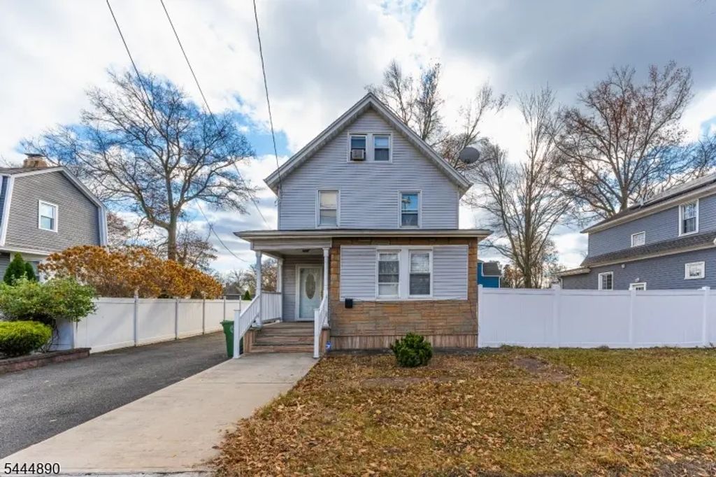312 E 1st Ave, Roselle Boro