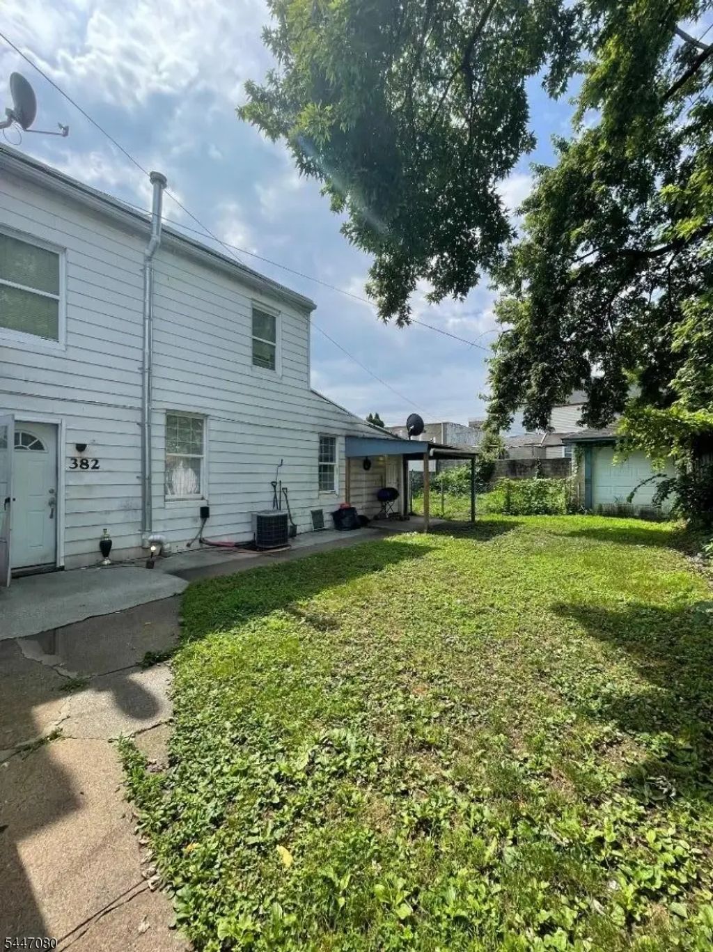 382 S Main St, Phillipsburg Town