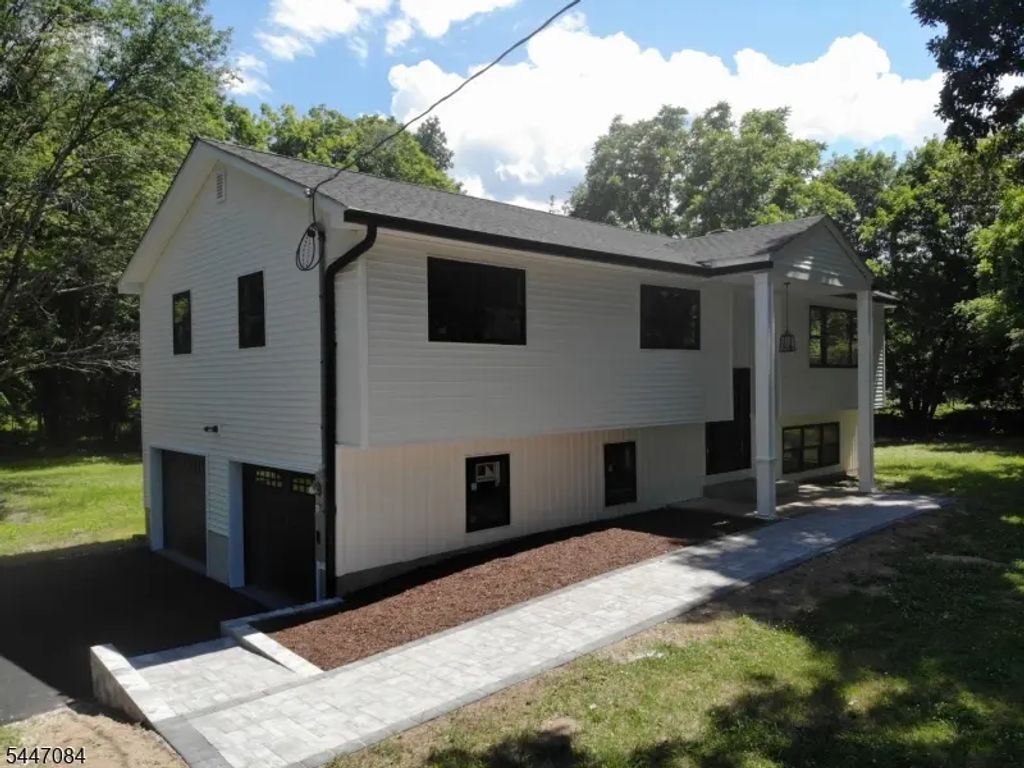 88 Unionville Rd, Wantage Twp.