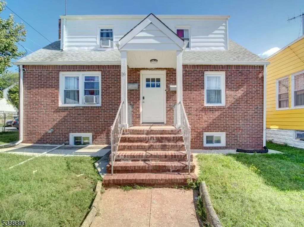 36 Orchard Pl, Irvington Twp.