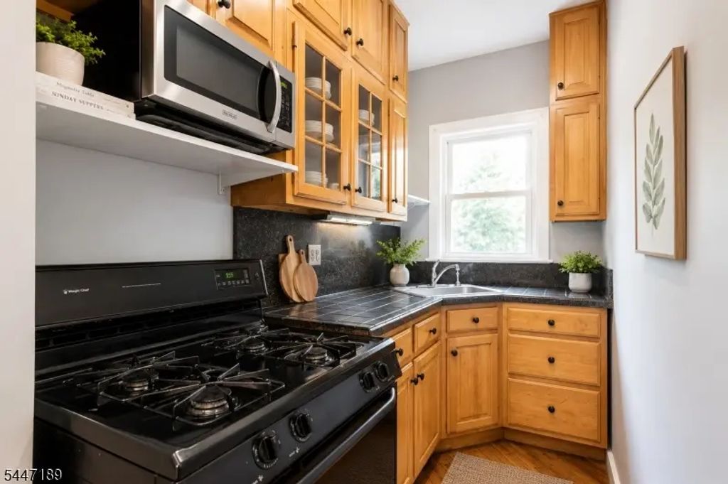 2011 Stecher Ave, Union Twp.